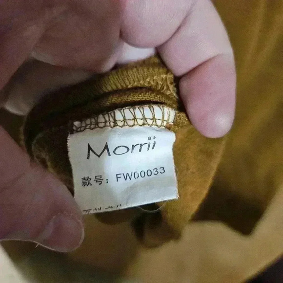 Morrii long sleeve fall tee! - Picture 3 of 6